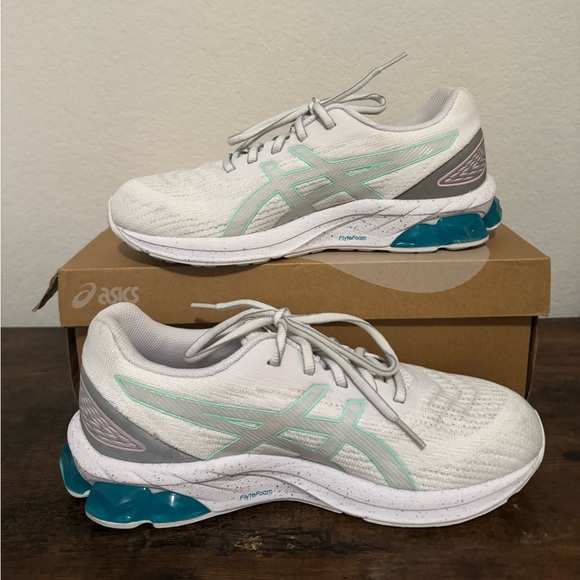 ASICS Gelquantum 180 White Fresh ice in 9.5 worn once - Picture 12 of 15